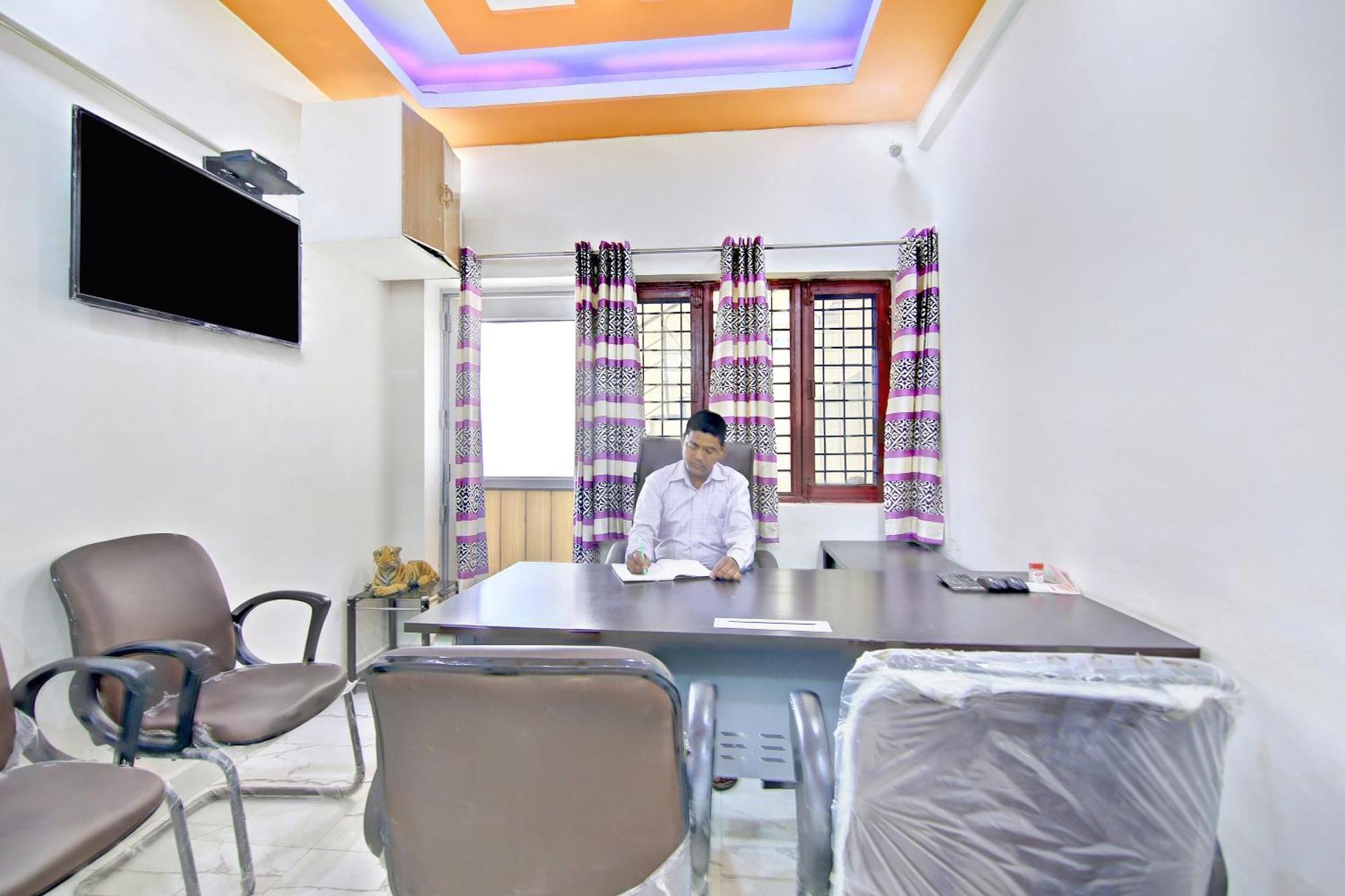 Home 78802 Balaji Bhawan Jhājra Esterno foto