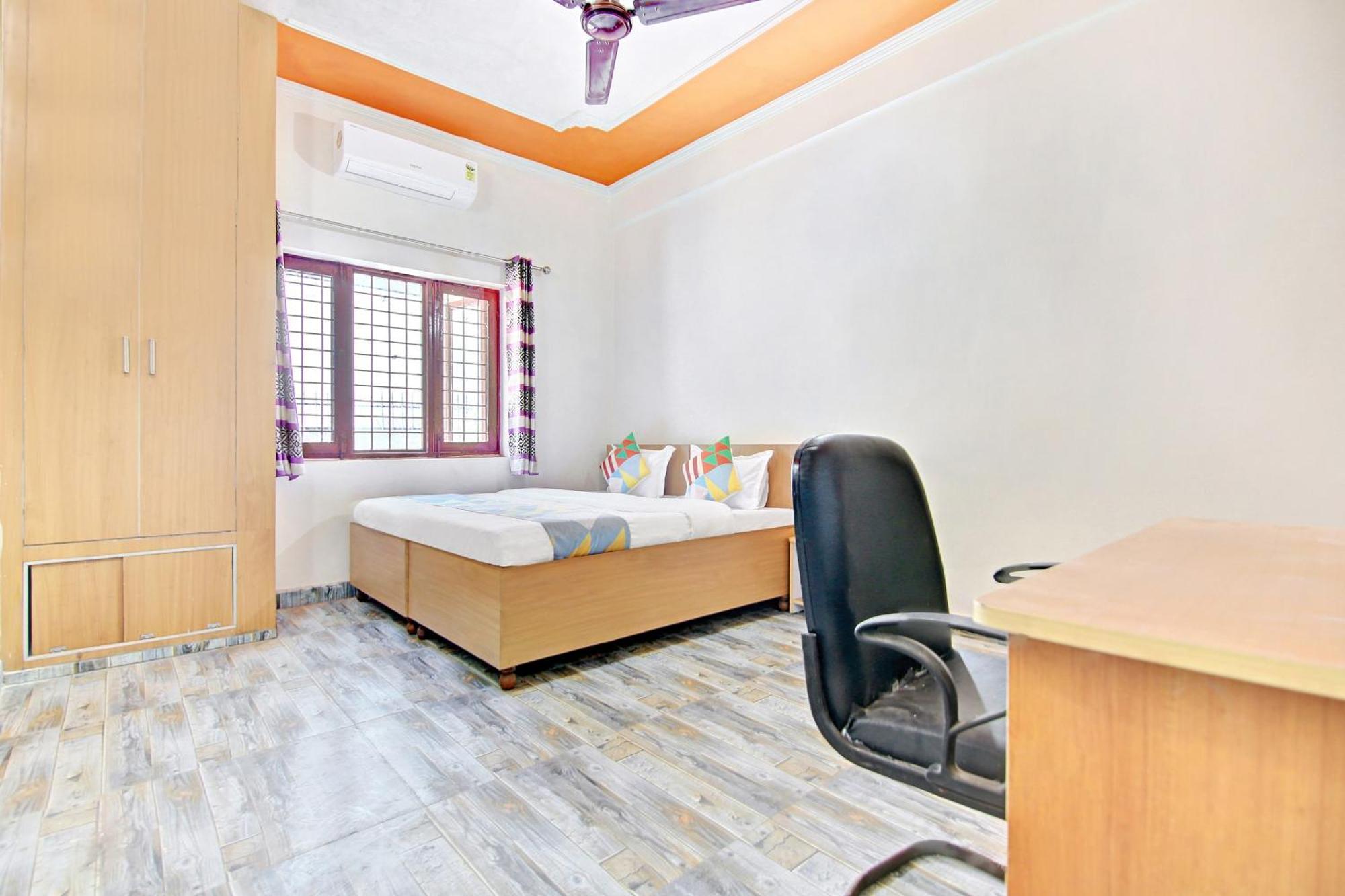 Home 78802 Balaji Bhawan Jhājra Esterno foto